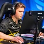 Gambar s1mple di IEM Rio 2023, pemain CS legendaris dalam suasana kompetisi.